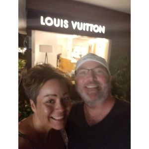 Meet your Posher, Regina